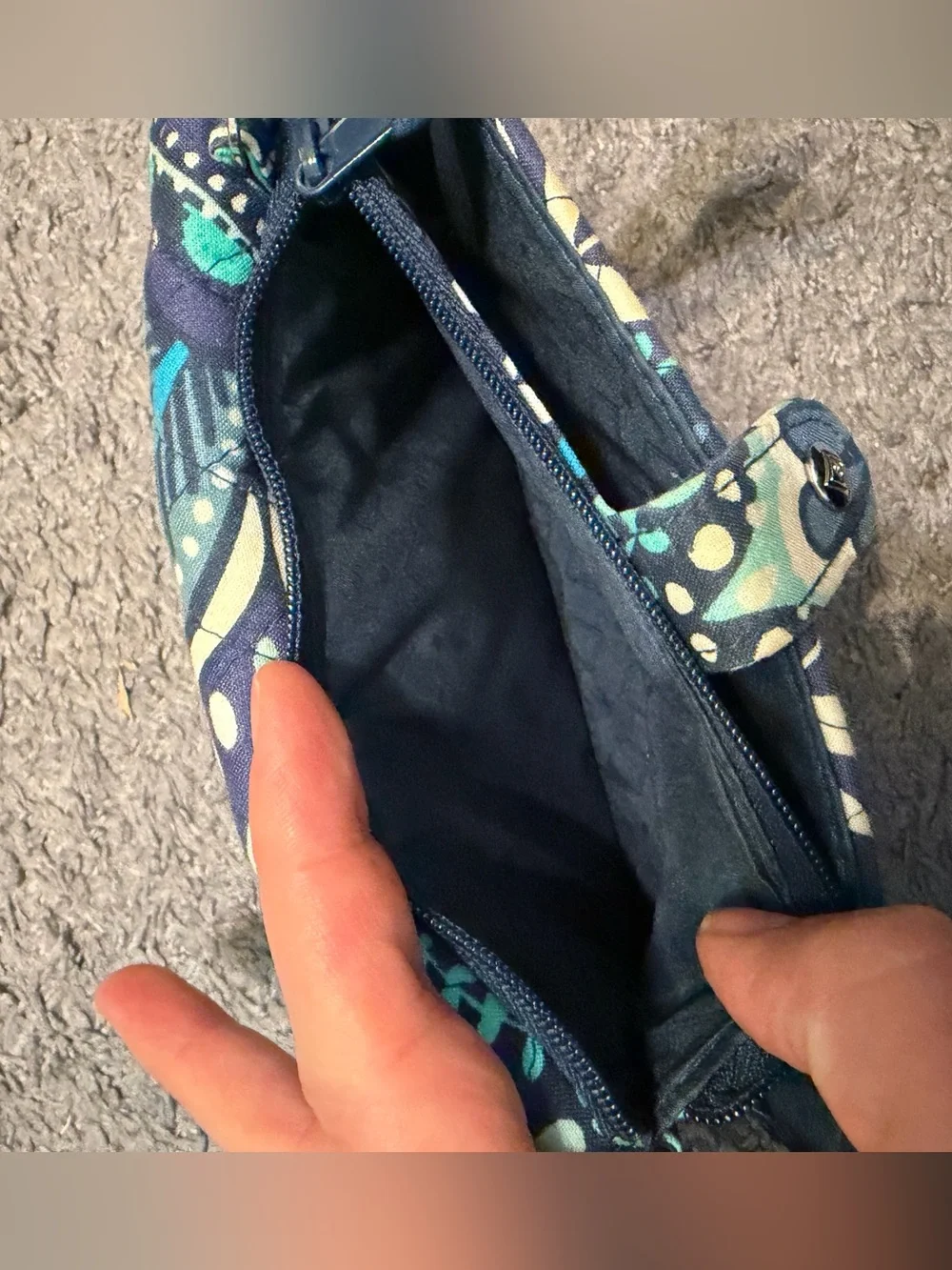Vera Bradley Quilted Clutch Wallet in Navy, Teal & Mint - Picture 4 of 6